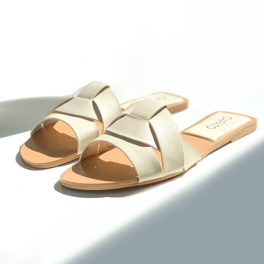 Elise Flat Sandals - Beige